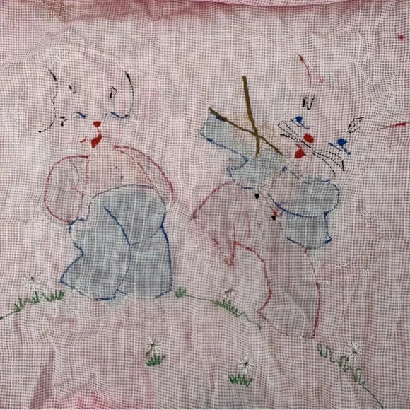 Vintage 40’s handmade appliqué gingham curtain for nursery with kitten and puppy - Picture 8 of 11